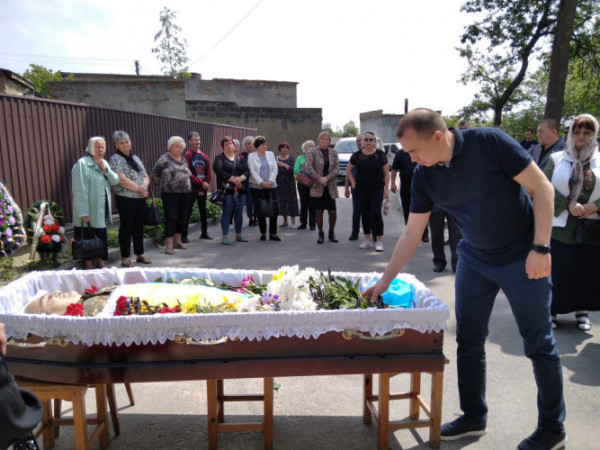 Помер через хворобу: У Володимирі попрощалися із Захисником України Сергієм Протасовим