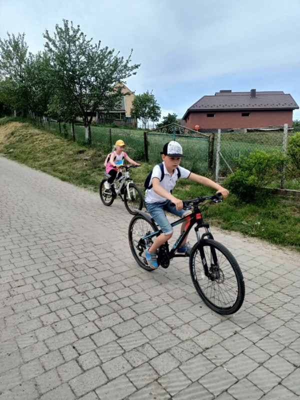 На Волині школярам влаштували велопробіг до Дня Європи