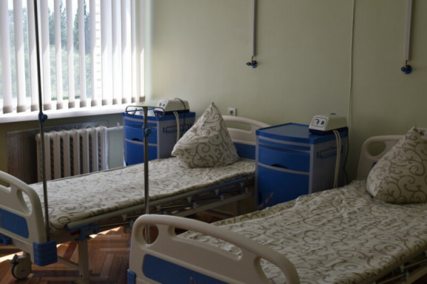 З турботою про пацієнта та персонал: У Луцькій міській лікарні відремонтували два відділення