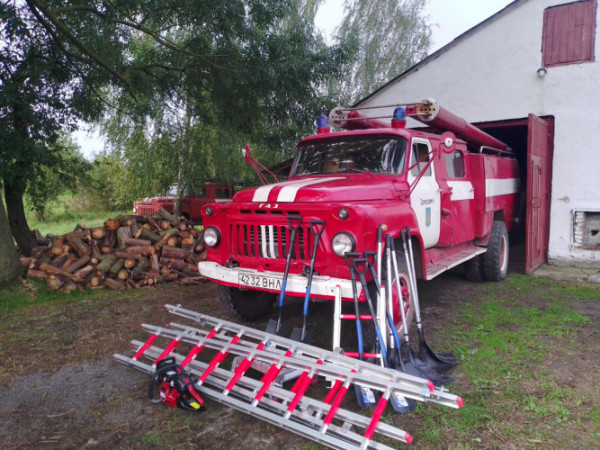 У Польщі підтримали громаду з Волині: подарували спорядження і спецодяг для  пожежників, майже на 26 тисяч злотих
