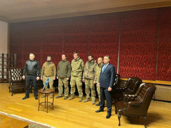 П’ять командирів полку «Азов» будуть у Туреччині до кінця війни, - Зеленський