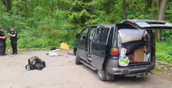 На Львівщині автодилер намагався підірвати чотирьох своїх клієнтів