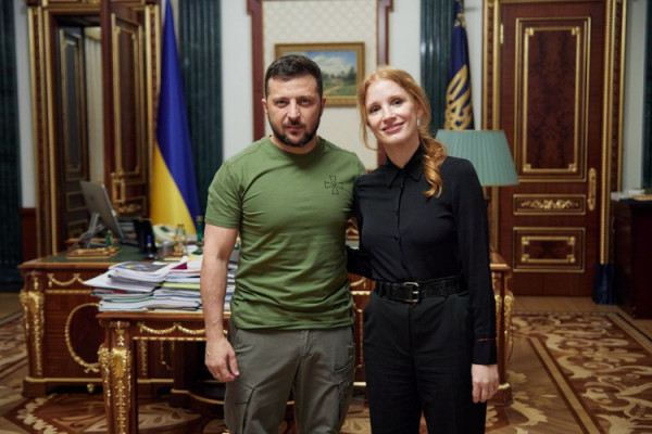 Голлівудська акторка Джессіка Честейн відвідала Україну