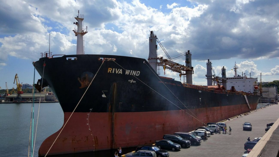 росія блокує в Чорному морі понад 90 суден із продовольством