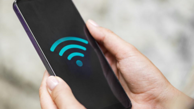 Волинські школи просять встановити WiFi в укриттях, щоб навчатися під час тривог
