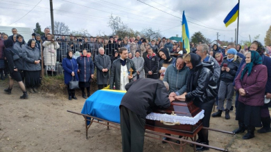 Назавжди 40: у Камені-Каширському попрощалися із загиблим Олегом Ліпичем