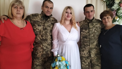 Волинський захисник одружився у день професійного свята