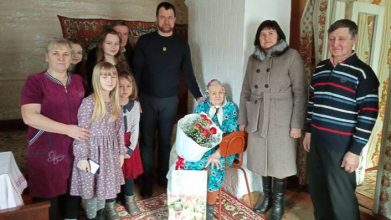 Має 9 дітей, 21 онука та 31 правнука: волинянка відзначила 95-й день народження