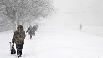 Коли українцям очікувати сильні снігопади та зливи