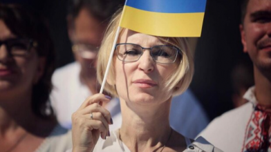 «Було б зрозуміло, якби стирали з лиця землі західну Україну»: нардепка про війну з Росією