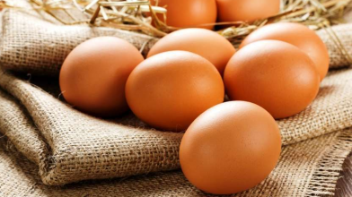 Об’єктивних причин немає: антимонопольний комітет перевіряє, чому подорожчали курячі яйця