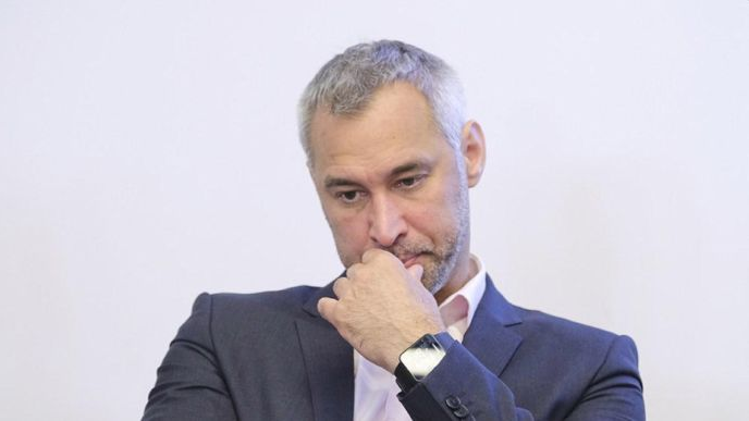 Екс-генпрокурора Рябошапку покликали на фронт
