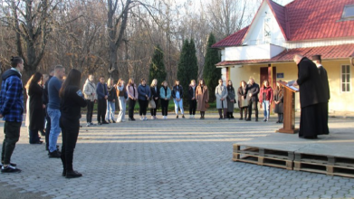 Спільна молитва за Україну: у Луцьку долучилися до всеукраїнського флешмобу