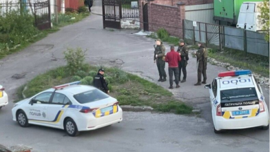 Працівник Волинської ОВА вистрілив з автомата у волонтера: подробиці скандалу у Луцьку