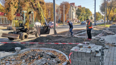 У Луцьку частково відновили ремонт проспекту Волі