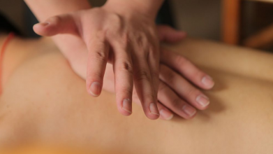 Жінка під час масажу підпалила клієнтку: потерпіла померла