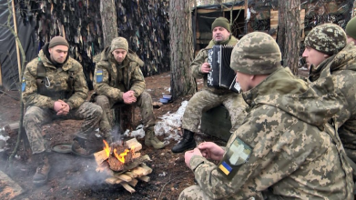 Тварини, музика і облаштовані бліндажі: як волинські тероборонівці облаштовують побут на українсько-білоруському кордоні