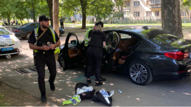 Стрілянина в Одесі: ревнивий чоловік розстріляв дружину та її коханця
