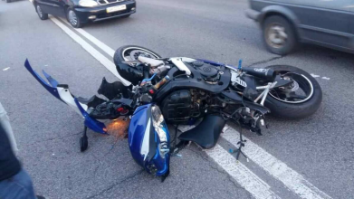 На Волині 17-річний мотоцикліст після ДТП потрапив у лікарню