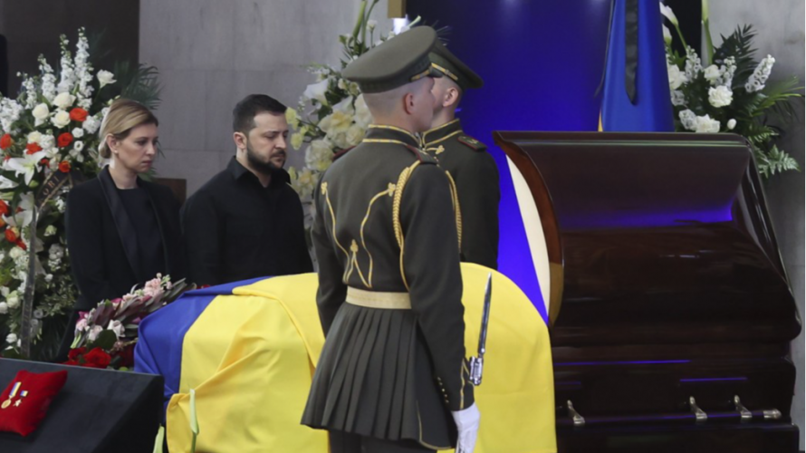 У Києві прощалися з першим президентом України Леонідом Кравчуком