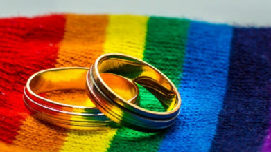 Легалізація партнерств для одностатевих пар в Україні: президент Зеленський відповів на петицію