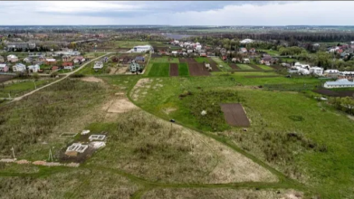 «За сесію роздавали по 200 гектарів»: чому у селі поблизу Луцька не можуть створити індустріальний парк
