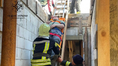 Рятувальники допомогли волинянину, який травмувався на будівництві