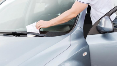 Луцьких водіїв оштрафували за неоплачене паркування