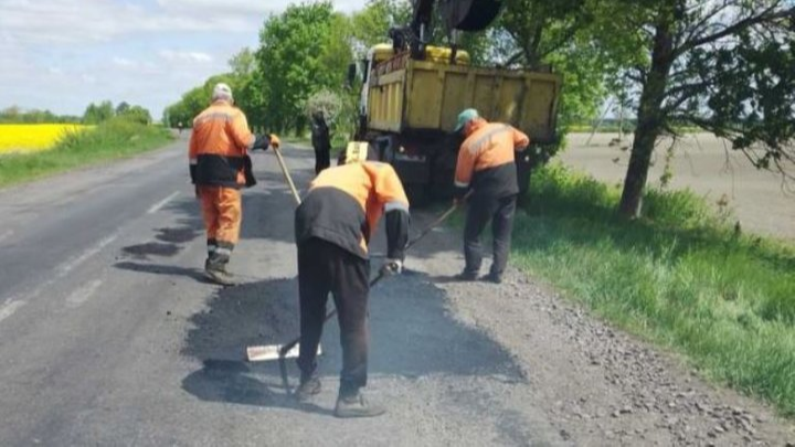 На Волині ремонтують дорогу на Львівському напрямку