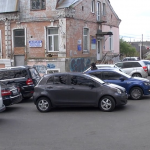 Пастка в центрі Луцька: водії ризикують залишити авто на парковці на цілий день