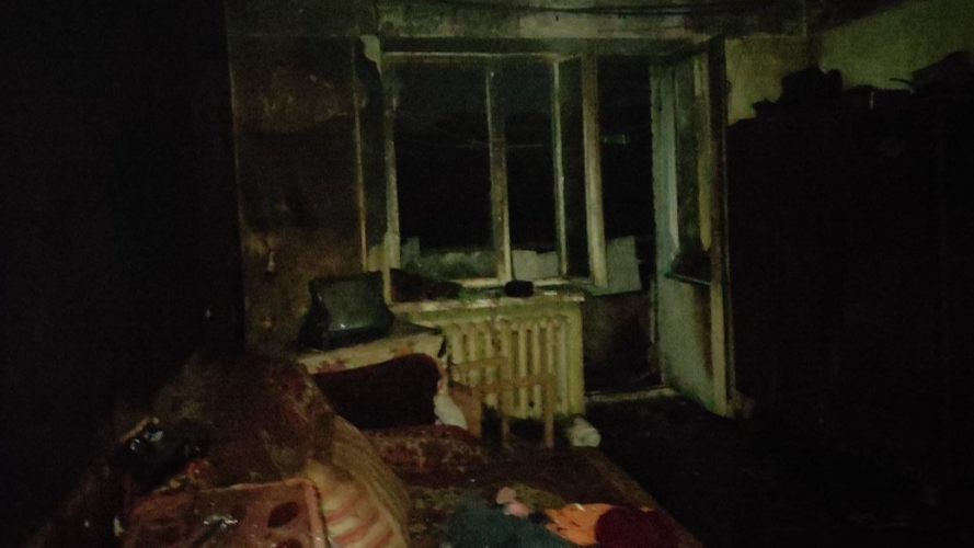 Людей знову евакуювали: у Луцьку повторно диміла квартира, де загинув чоловік