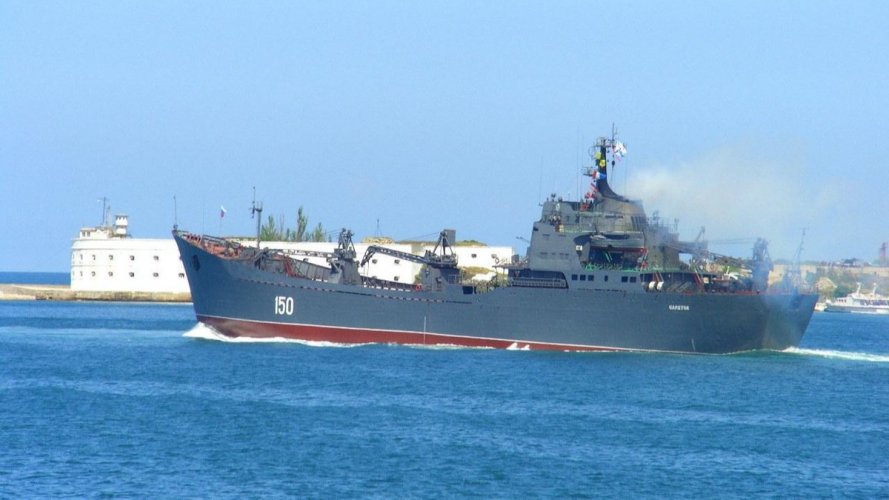 Залужний показав, як ЗСУ знищили російський корабель «Саратов» рік тому. Відео